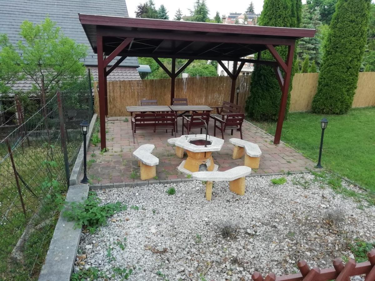 Asta La Vista Vendeghaz Hotel Miskolc Buitenkant foto