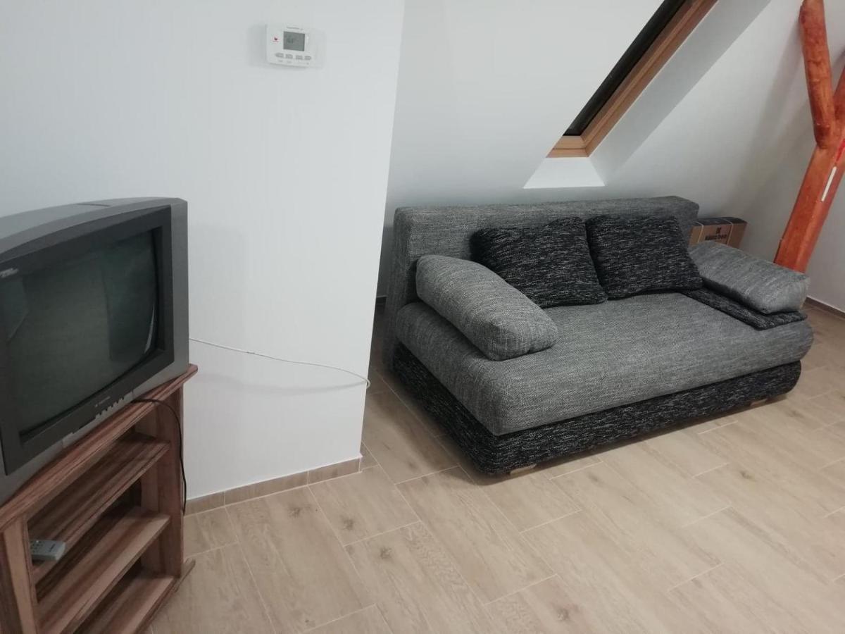 Asta La Vista Vendeghaz Hotel Miskolc Buitenkant foto