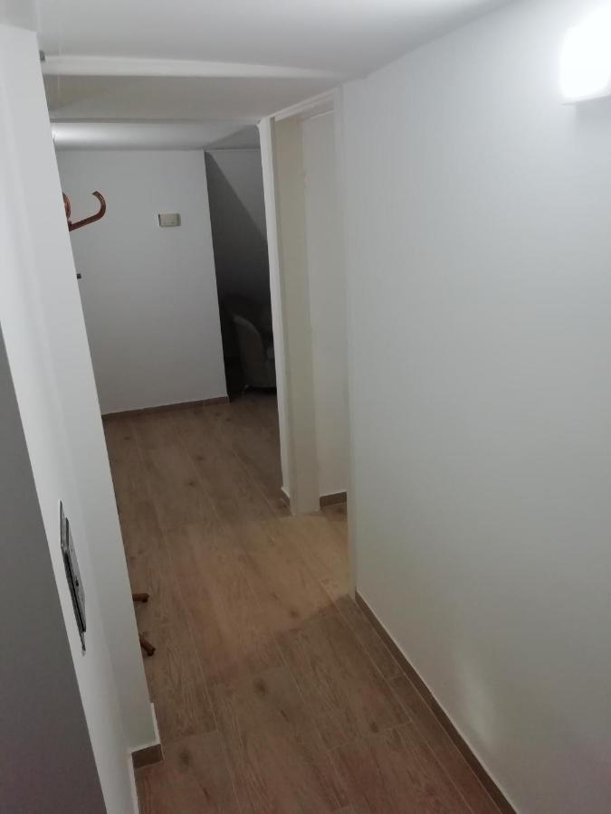 Asta La Vista Vendeghaz Hotel Miskolc Buitenkant foto