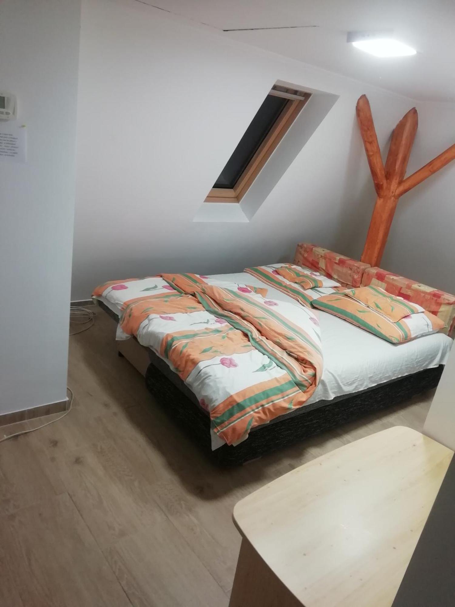Asta La Vista Vendeghaz Hotel Miskolc Buitenkant foto