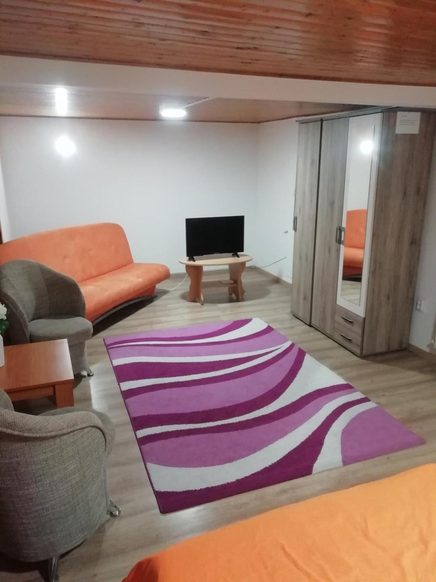 Asta La Vista Vendeghaz Hotel Miskolc Buitenkant foto